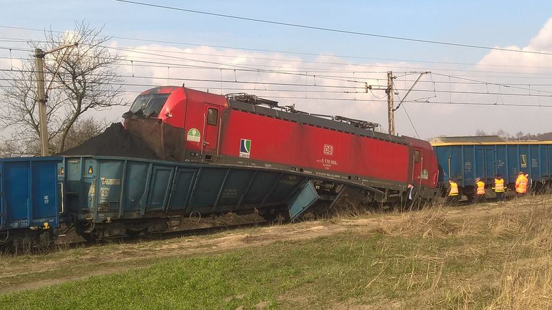 Plik:Zderzenie w Dąbiu 3.jpg