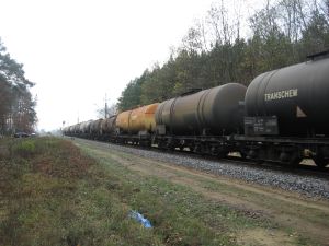 Pociąg z cysternami.jpeg