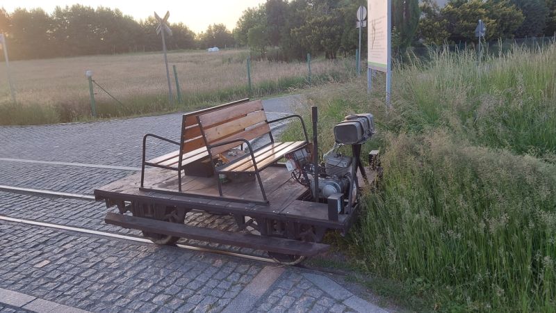 Plik:Drezyna Doc Stanica.jpg